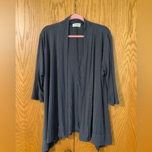 Bamboo light weight stretchy cardigan XL